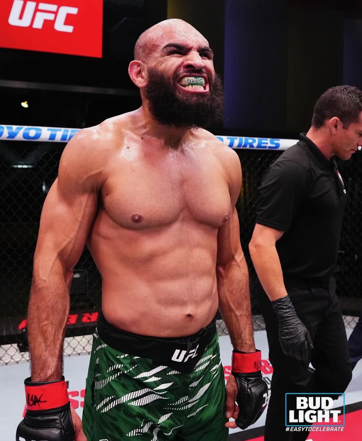 Gabriel Green roaring in celebration after a UFC victory